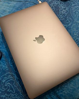 MacBook Air 13 Retina (2018)