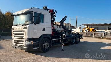 Scania G 490 Euro 6 con gru + gancio scarrabile