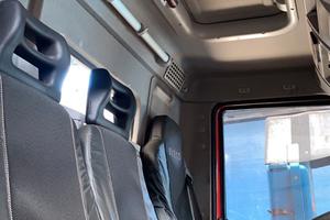 IVECO 160 E 22 EURO 6 CON GRU 17.0 + JIB E RADIO C