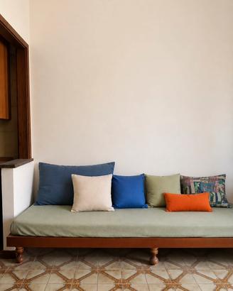 N. 2 panche  in legno