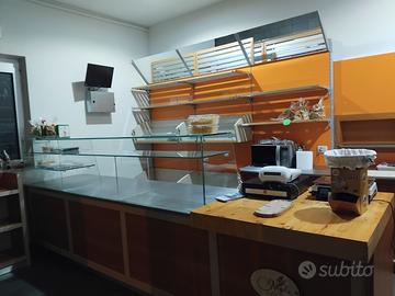 Avviata attività di panetteria e rosticceria