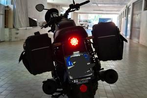 Moto Guzzi V7stone 850