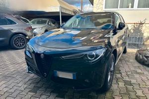 Alfa stelvio 2.2d q4 blakedition taglandi_permutee