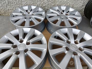 Set 4 cerchi in lega Honda 16” 5x114,3 6,5J ET45