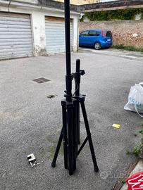 Aste supporti per casse musicali