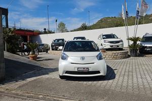 Toyota iQ 1.0 Sol