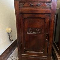 Coppia comodini vintage in legno massello