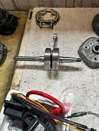 -componenti elaborati e originali piaggio