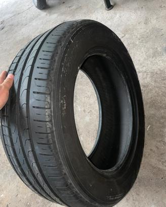 Gomme 235/55/R17