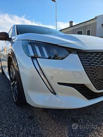 Peugeot 208 gt line