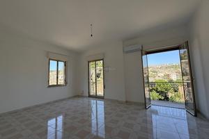 Appartamento a Modica (RG) - Modica Bassa