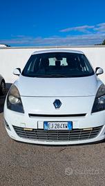 RENAULT SCÉNIC 1500CC 7 POSTI 