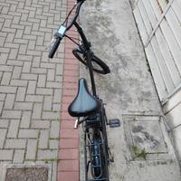 Bicicletta elettrica pieghevole tipo Graziella 