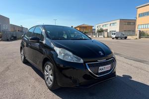 Peugeot 208 150000 KM GARANZIA 12 MESI