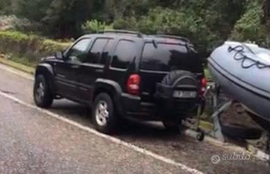 Jeep Cherokee 2,8 limited automatica 2004
