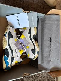 Balenciaga triple S sneacker