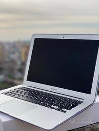 MacBook Air 13 (2018)