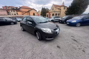 Toyota Auris 1.4 D-4D 5 porte Sol