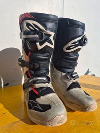 stivali alpinestars numero 34