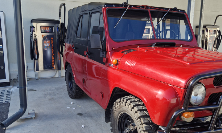 UAZ 469 MARTORELLI 2500 diesel Peugeot