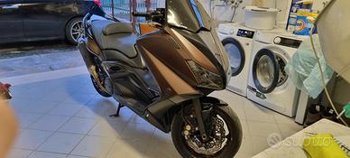 Yamaha Tmax 530