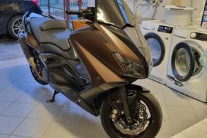 Yamaha Tmax 530