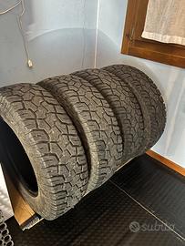 Pneumatici 245/75 r17