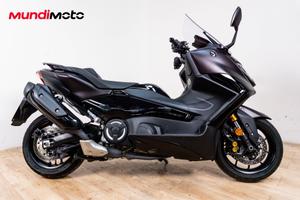 YAMAHA T-MAX 560 TECH MAX - 2025