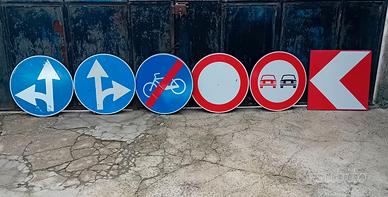 cartelli ornamentali .