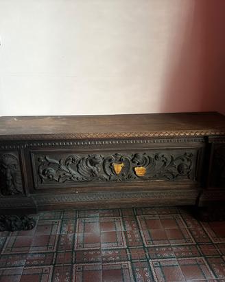 Cassettiera in noce