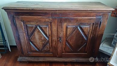 Credenza in noce 