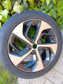 cerchi in lega hyundai completi di gomma 