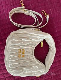 borsetta miu miu