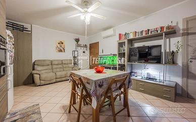 APPARTAMENTO IN CONTESTO SEMINUOVO