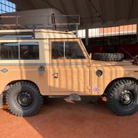Land Rover series III 88