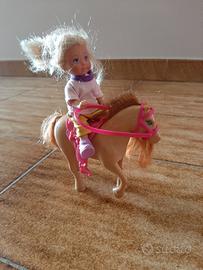 poni con baby Barbie