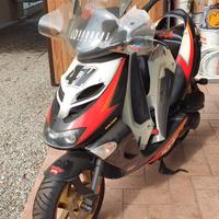 Pezzi di ricambio Aprilia SR50 dtech Haga replica