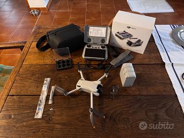 Drone Dji Mini 3 Fly More Combo e accessori