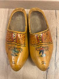 Zoccoli in legno stile tirolese