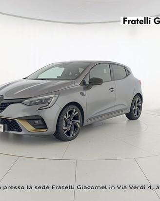Renault Clio 1.6 e-tech full hybrid e-tech enginee