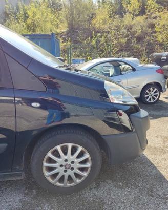 Parafango destro FIAT SCUDO del 2011