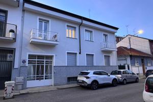 Alloggio 3 camere Collegno (TO)