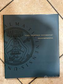 Libro fotografico "Alma Ticinensis Universitas"