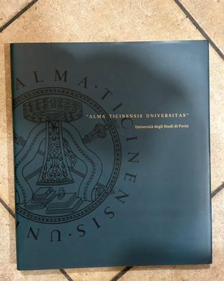 Libro fotografico "Alma Ticinensis Universitas"