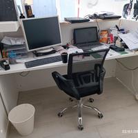 RECEPTION Elegante e funzionale