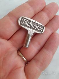 Chiave epoca '50 orig. Technofix giocattoli latta 
