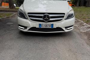 Mercedes-benz B 180 CDI BlueEFFICIENCY Premium