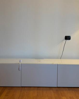 Mobile tv Besta ikea + ripiano in vetro