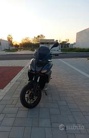 Aprilia sr gt 125