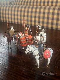 Collezione 24 miniature Cavalieri Medioevali
